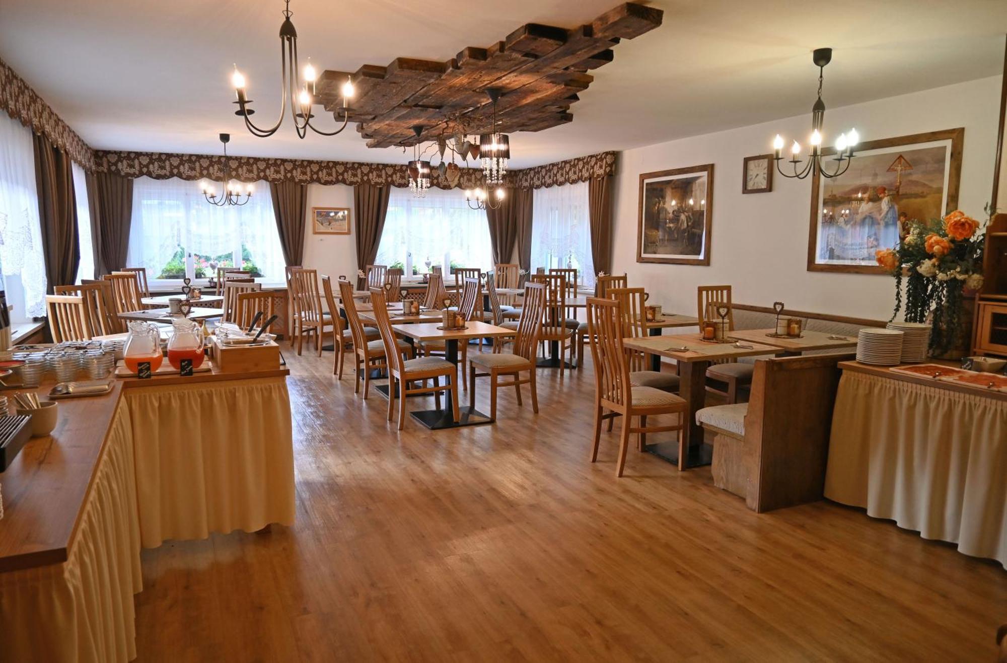 Albergo Majorka Canazei Εξωτερικό φωτογραφία