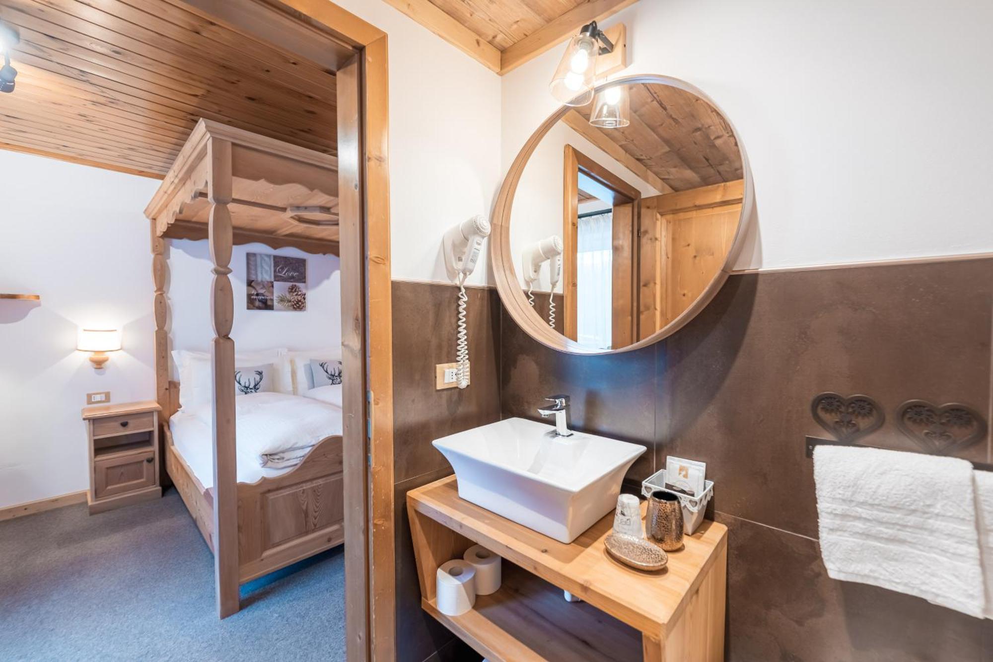 Albergo Majorka Canazei Εξωτερικό φωτογραφία